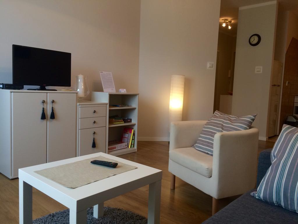 Aluzyjna Erapartments Jabłonna Εξωτερικό φωτογραφία