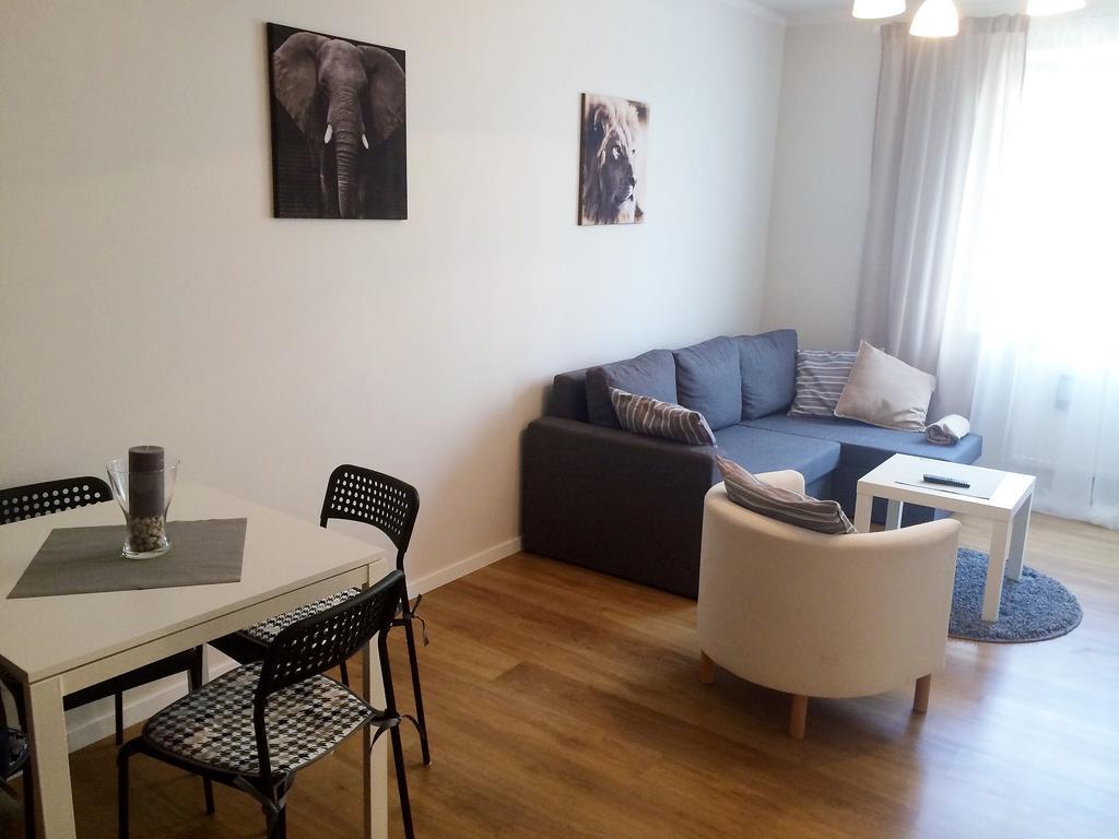 Aluzyjna Erapartments Jabłonna Εξωτερικό φωτογραφία